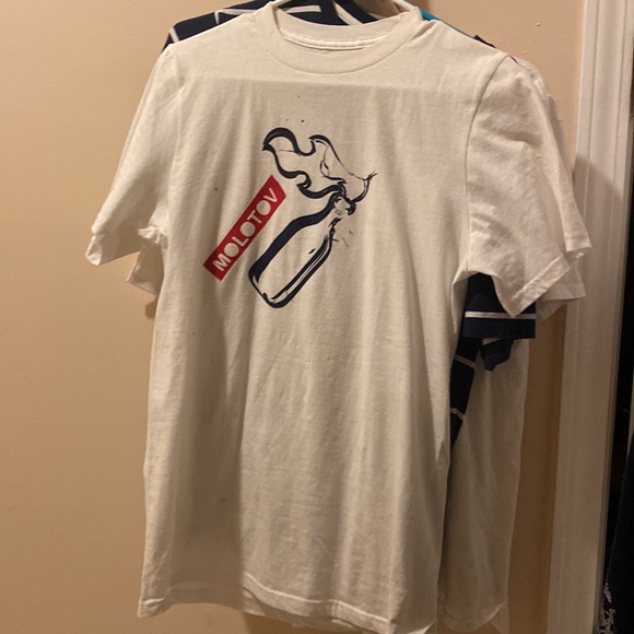 Molotov T - S - pressed on Adidas’s “the go to t” - Picture 4 of 6